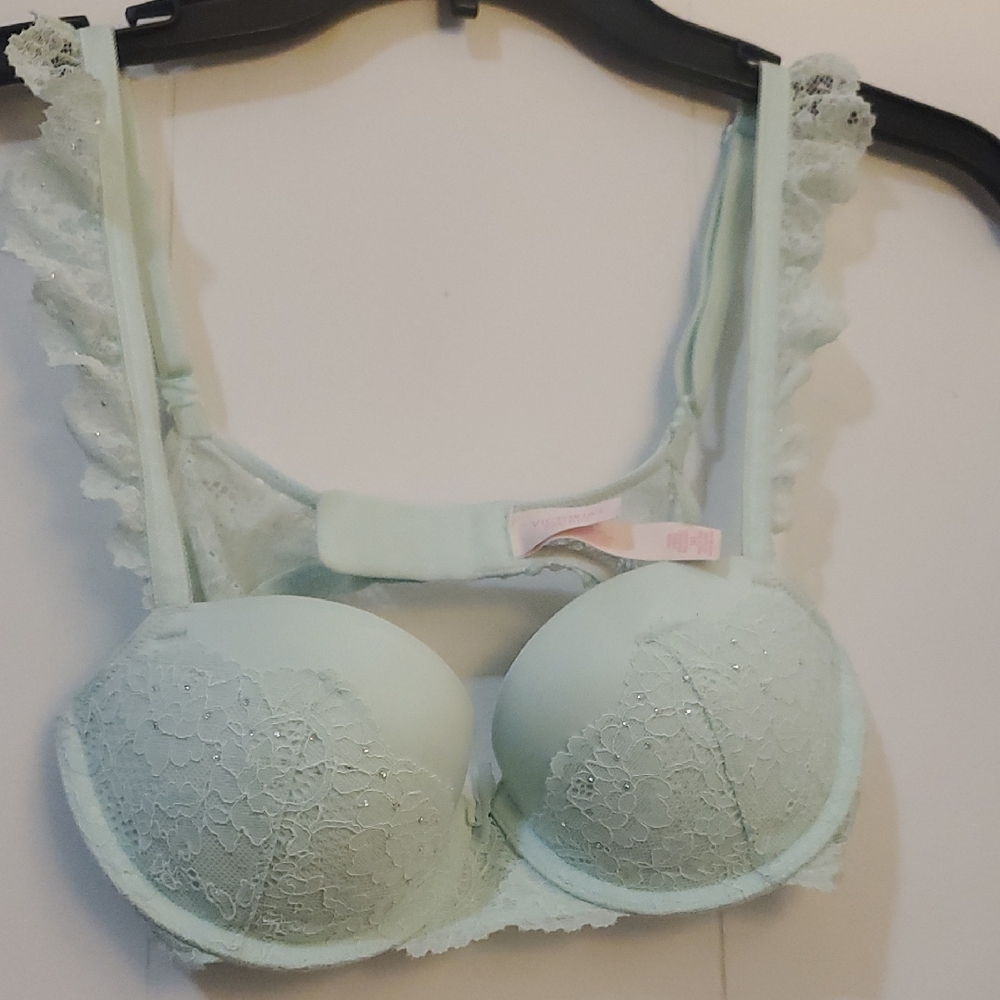 Victoria's Secret Dream Angels Balconette Bra 34B